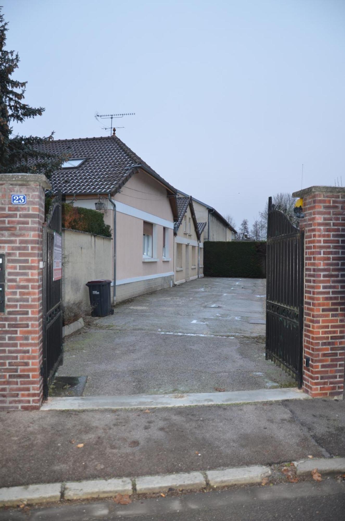 Le Cocon Troyen - 6-8P - 2 Parking Gratuits Apartman Troyes Kültér fotó